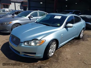 2011 Jaguar XF with VIN SAJWA0FB0BLS20287, listed as a IAAI auction lot 41803725 with 137,372 mi miles. Bid and sale history available at carsss.com. Image 17.