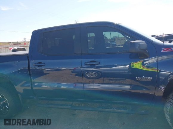 2021 Chevrolet Silverado 1500 RST with VIN 3GCUYEED2MG309439, listed as a IAAI auction lot 41682092 with 1 mi miles. Bid and sale history available at carsss.com. Image 13.