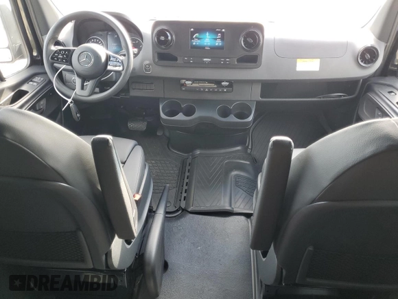 2024 Mercedes-Benz Sprinter Passenger with VIN W1Z4NGHY2RT189162, listed as a Copart auction lot 48264095 with 4,126 mi miles and Salvage Title. Bid and sale history available at carsss.com. Image 8.