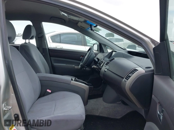 2005 Toyota Prius with VIN JTDKB20U157057663, listed as a IAAI auction lot 42075485 with 248,814 mi miles. Bid and sale history available at carsss.com. Image 5.