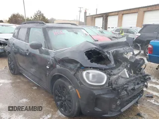 2023 MINI Countryman Cooper S z VIN WMZ83BR04P3P41401, wystawiony jako IAAI lot #41307886 z przebiegiem 24 995 mil mil oraz . Historia ofert i sprzedaży dostępna na DreamBid. Obrazek 1.