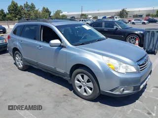 2012 Subaru Outback Limited z VIN 4S4BRBLCXC3204741, wystawiony jako IAAI lot #42779784 z przebiegiem 185 915 mil mil oraz . Historia ofert i sprzedaży dostępna na DreamBid. Obrazek 1.