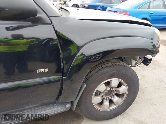 2006 Toyota 4Runner SR5 with VIN JTEZU14R560083004, listed as a IAAI auction lot 42087246 with 282,313 mi miles and . Bid and sale history available at DreamBid. Image 18.