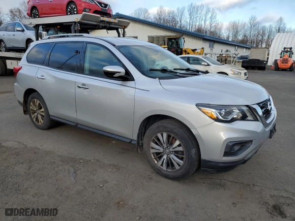 2017 Nissan Pathfinder S with VIN 5N1DR2MM7HC639918, listed as a Copart auction lot 88640415 with 81838 miles and Clean Title. Bid and sale history available at carsss.com. Image 4.