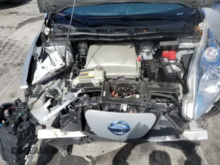 2017 Nissan LEAF SV z VIN 1N4BZ0CP1HC309077, wystawiony jako Copart lot #49010165 z przebiegiem 44 281 mil mil oraz Szkoda całkowita • Salvage title. Historia ofert i sprzedaży dostępna na DreamBid. Obrazek 11.