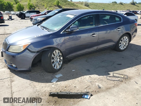 2013 Buick LaCrosse Leather z VIN 1G4GC5E33DF270943, wystawiony jako Copart lot #61810135 z przebiegiem 140 821 mil mil oraz Szkoda całkowita • Salvage title. Historia ofert i sprzedaży dostępna na DreamBid. Obrazek 1.