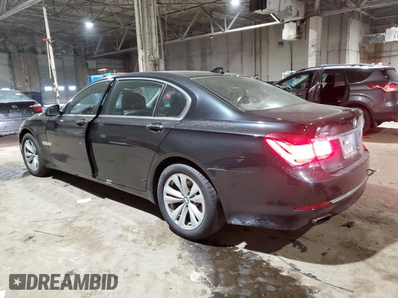2015 BMW 7 Series 740Li xDrive with VIN WBAYF4C55FG291706, listed as a Copart auction lot 41992355 with 76,483 mi miles and Salvage Title. Bid and sale history available at carsss.com. Image 2.