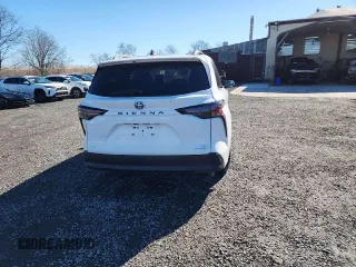 2024 Toyota Sienna LE with VIN 5TDBSKFC9RS138713, listed as a Copart auction lot 43769795 with 10 mi miles and Salvage Title. Bid and sale history available at carsss.com. Image 6.