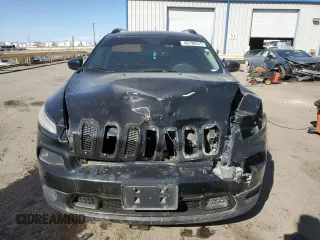 2016 Jeep Cherokee Altitude с VIN 1C4PJLABXGW319670, выставлен на аукционе Copart как лот 46796515 с пробегом 232 346 миль миль и Списание • Salvage title. История ставок и продаж доступна на DreamBid. Изображение 5.