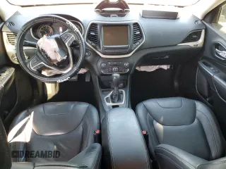 2016 Jeep Cherokee Limited z VIN 1C4PJLDB3GW106975, wystawiony jako Copart lot #63079515 z przebiegiem 72 165 mil mil oraz Szkoda całkowita • Salvage title. Historia ofert i sprzedaży dostępna na DreamBid. Obrazek 8.
