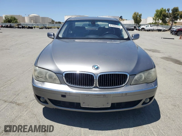 2006 BMW 7 Series 750i with VIN WBAHL83546DT02261, listed as a Copart auction lot 61686475 with 86,909 mi miles and Salvage title. Bid and sale history available at DreamBid. Image 5.