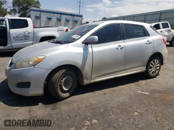 2009 Toyota Matrix S с VIN 2T1LE40E69C003134, выставлен на аукционе Copart как лот 62418905 с пробегом 218 217 миль миль и На запчасти • Non repairable. История ставок и продаж доступна на DreamBid. Изображение 1.
