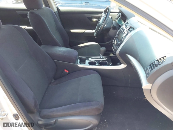 2013 Nissan Altima 2.5 SL with VIN 1N4AL3AP2DN533037, listed as a IAAI auction lot 41985866 with 106,806 mi miles. Bid and sale history available at carsss.com. Image 5.