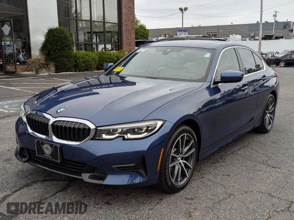 2021 BMW 3 Series 330i xDrive with VIN WBA5R7C05MFL07633, listed as a Copart auction lot 44218855 with 33,325 mi miles and Clean Title. Bid and sale history available at carsss.com. Image 2.