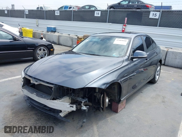 2014 BMW 3 Series 320i xDrive with VIN WBA3C3C58EP661414, listed as a IAAI auction lot 42489010 with 93,488 mi miles and . Bid and sale history available at DreamBid. Image 18.