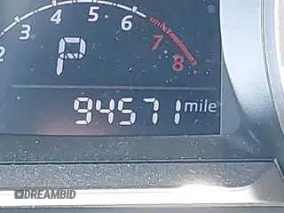 2014 Mazda 3 i Touring z VIN JM1BM1V75E1113050, wystawiony jako IAAI lot #42374782 z przebiegiem 94 571 mil mil oraz . Historia ofert i sprzedaży dostępna na DreamBid. Obrazek 15.