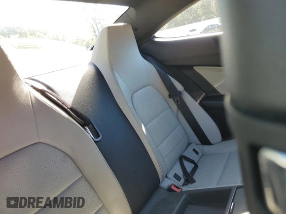 2013 Mercedes-Benz C 350 with VIN WDDGJ5HB9DG053765, listed as a Copart auction lot 80880434 with 93,323 mi miles and Salvage Title. Bid and sale history available at carsss.com. Image 10.