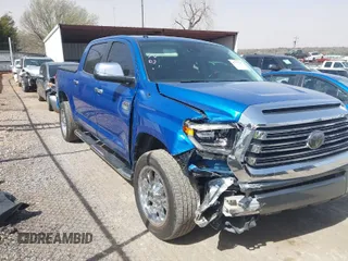 2018 Toyota Tundra SR5 z VIN 5TFAW5F16JX739091, wystawiony jako IAAI lot #41797947 z przebiegiem 139 239 mil mil oraz . Historia ofert i sprzedaży dostępna na DreamBid. Obrazek 1.
