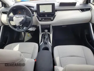 2025 Toyota Corolla Cross L with VIN 7MUAAAAG4SV134423, listed as a Copart auction lot 58827045 with 2,147 mi miles and Salvage title. Bid and sale history available at DreamBid. Image 8.