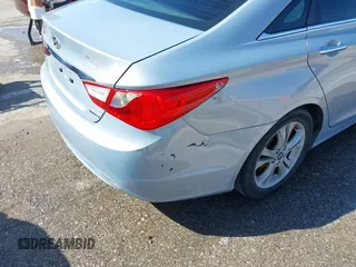 2011 Hyundai Sonata Limited with VIN 5NPEC4AC6BH073621, listed as a IAAI auction lot 41980752 with 160,911 mi miles and . Bid and sale history available at DreamBid. Image 12.