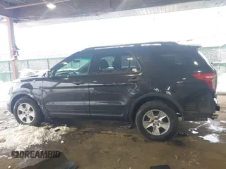 2014 Ford Explorer with VIN 1FM5K8B83EGB31774, listed as a IAAI auction lot 41540918 with 209,218 mi miles and . Bid and sale history available at carsss.com. Image 15.
