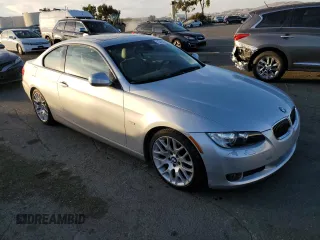 2010 BMW 3 Series 328i with VIN WBAWV1C58AP124404, listed as a Copart auction lot 78420784 with 113,597 mi miles and Clean Title. Bid and sale history available at carsss.com. Image 4.