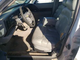 1999 Buick LeSabre Limited z VIN 1G4HR52KXXH454686, wystawiony jako Copart lot #81587074 z przebiegiem 272 932 mil mil oraz Szkoda całkowita • Salvage title. Historia ofert i sprzedaży dostępna na DreamBid. Obrazek 7.