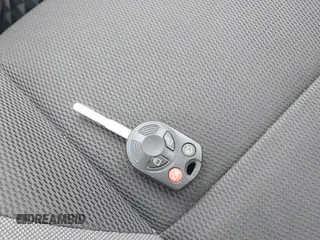 2012 Ford Focus SE с VIN 1FAHP3F25CL221093, выставлен на аукционе IAAI как лот 42318758 с пробегом 129 563 миль миль и . История ставок и продаж доступна на DreamBid. Изображение 11.
