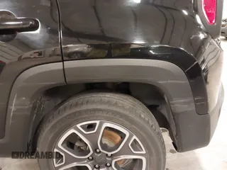 2016 Jeep Renegade Limited z VIN ZACCJBDT3GPE36002, wystawiony jako IAAI lot #42085830 z przebiegiem 85 550 mil mil oraz . Historia ofert i sprzedaży dostępna na DreamBid. Obrazek 21.