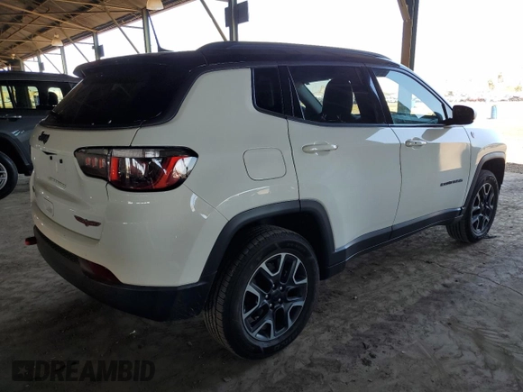 2019 Jeep Compass Trailhawk with VIN 3C4NJDDB2KT618268, listed as a Copart auction lot 53493015 with 77,287 mi miles and Clean Title. Bid and sale history available at carsss.com. Image 3.
