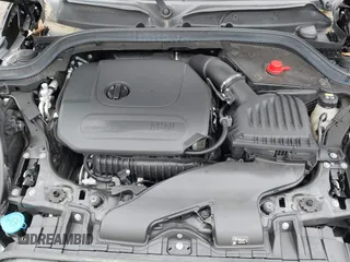 2020 MINI Hardtop 4 Door Cooper with VIN WMWXU7C04L2L58635, listed as a IAAI auction lot 42383785 with 27,160 mi miles and . Bid and sale history available at DreamBid. Image 10.