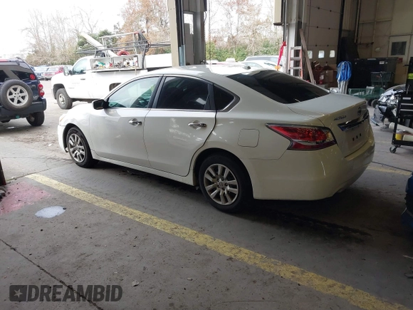 2015 Nissan Altima SV with VIN 1N4AL3AP7FC436155, listed as a IAAI auction lot 41642154 with 85,977 mi miles and . Bid and sale history available at DreamBid. Image 3.