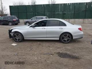 2018 Mercedes-Benz E with VIN WDDZF4KBXJA437064, listed as a IAAI auction lot 41902236 with 47,657 mi miles. Bid and sale history available at carsss.com. Image 14.