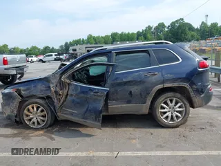 2014 Jeep Cherokee Limited с VIN 1C4PJLDB3EW256212, выставлен на аукционе IAAI как лот 42483789 с пробегом 235 467 миль миль и . История ставок и продаж доступна на DreamBid. Изображение 15.