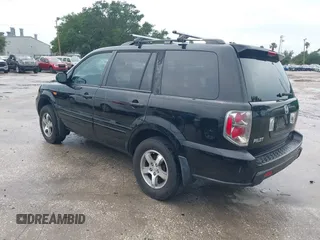 2007 Honda Pilot EX-L with VIN 5FNYF28577B028130, listed as a IAAI auction lot 42434714 with 179,299 mi miles and . Bid and sale history available at DreamBid. Image 3.