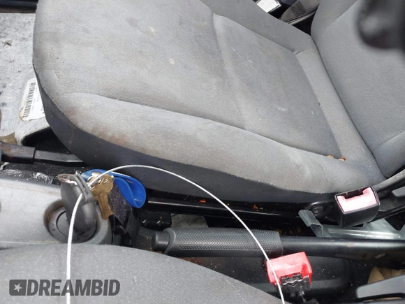 2010 Smart fortwo Pure with VIN WMEEJ3BA5AK390904, listed as a IAAI auction lot 41688922 with Not provided miles and . Bid and sale history available at DreamBid. Image 11.