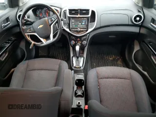 2017 Chevrolet Sonic LT z VIN 1G1JD6SHXH4102403, wystawiony jako Copart lot #78914734 z przebiegiem 152 055 mil mil oraz Nie do naprawy • Non repairable. Historia ofert i sprzedaży dostępna na DreamBid. Obrazek 8.