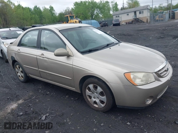 2006 Kia Spectra EX with VIN KNAFE121965337461, listed as a IAAI auction lot 42175939 with 229,723 mi miles. Bid and sale history available at carsss.com. Image 1.