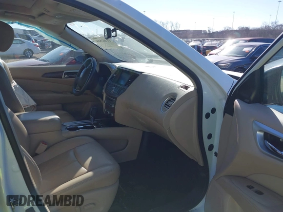 2018 Nissan Pathfinder SV with VIN 5N1DR2MN8JC618011, listed as a IAAI auction lot 41482884 with 113,915 mi miles. Bid and sale history available at carsss.com. Image 5.