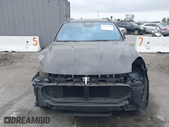 2023 Maserati Grecale Modena z VIN ZN682AVM5P7429357, wystawiony jako IAAI lot #42052948 z przebiegiem 11 019 mil mil oraz . Historia ofert i sprzedaży dostępna na DreamBid. Obrazek 13.
