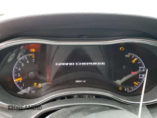 2020 Jeep Grand Cherokee Altitude z VIN 1C4RJFAG2LC408828, wystawiony jako Copart lot #56826115 z przebiegiem 89 641 mil mil oraz Szkoda całkowita • Salvage title. Historia ofert i sprzedaży dostępna na DreamBid. Obrazek 9.