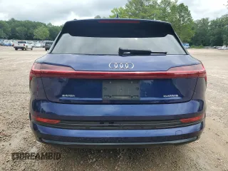 2021 Audi e-tron Prestige z VIN WA1VAAGE6MB016508, wystawiony jako Copart lot #64883204 z przebiegiem 44 953 mil mil oraz Szkoda całkowita • Salvage title. Historia ofert i sprzedaży dostępna na DreamBid. Obrazek 6.