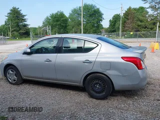 2014 Nissan Versa SV with VIN 3N1CN7APXEK453063, listed as a IAAI auction lot 42163061 with 176,437 mi miles. Bid and sale history available at carsss.com. Image 6.