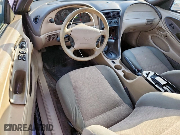 2001 Ford Mustang Standard with VIN 1FAFP40421F247069, listed as a Copart auction lot 61634675 with 133,681 mi miles and Salvage title. Bid and sale history available at DreamBid. Image 8.