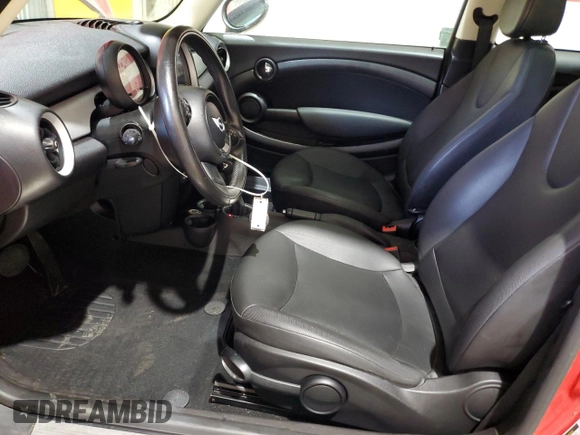 2013 MINI Hardtop with VIN WMWSU3C50DT679162, listed as a Copart auction lot 64957275 with 140,438 mi miles and Clean title. Bid and sale history available at DreamBid. Image 7.