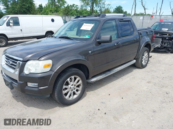 2007 Ford Explorer Sport Trac Limited z VIN 1FMEU53827UA07992, wystawiony jako IAAI lot #42315519 z przebiegiem 219 116 mil mil oraz . Historia ofert i sprzedaży dostępna na DreamBid. Obrazek 2.