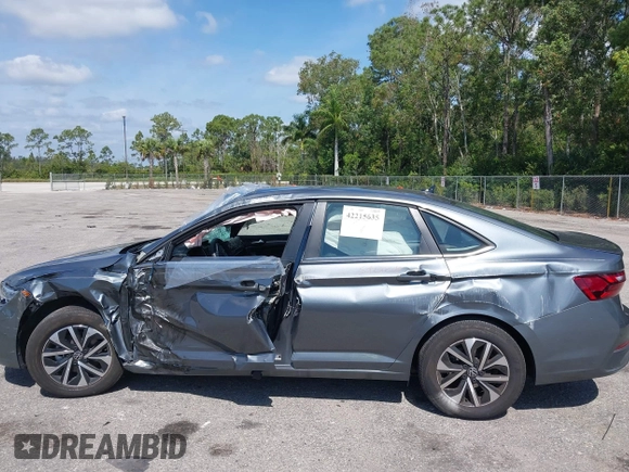 2024 Volkswagen Jetta S with VIN 3VW5M7BU2RM074403, listed as a IAAI auction lot 42215635 with 2,483 mi miles and . Bid and sale history available at DreamBid. Image 14.