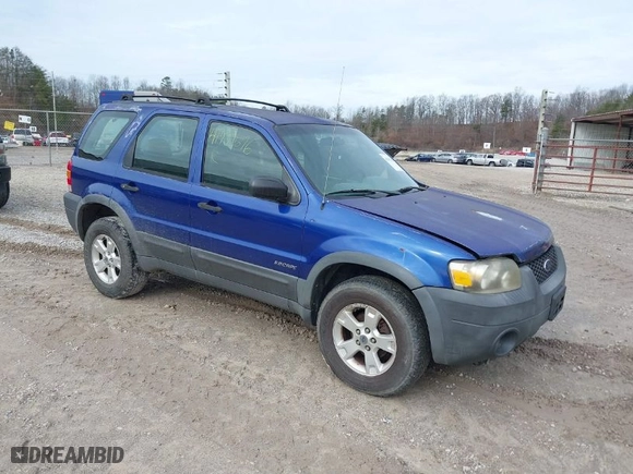 2006 Ford Escape XLT with VIN 1FMYU03146KB87070, listed as a IAAI auction lot 41451676 with 180,415 mi miles. Bid and sale history available at carsss.com. Image 1.