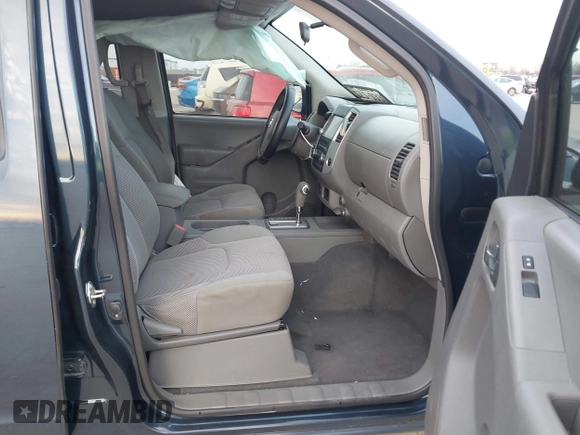 2019 Nissan Frontier SV z VIN 1N6AD0ER7KN883551, wystawiony jako IAAI lot #41227766 z przebiegiem 109 358 mil mil oraz . Historia ofert i sprzedaży dostępna na DreamBid. Obrazek 5.