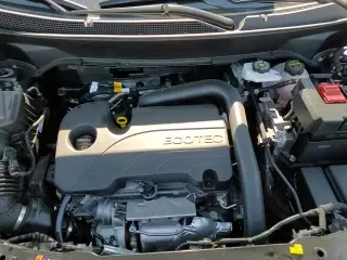 2025 Chevrolet Equinox AWD ACTIV with VIN 3GNAXSEG2SL222697, listed as a Copart auction lot 62753125 with 1,984 mi miles and Salvage title. Bid and sale history available at DreamBid. Image 16.